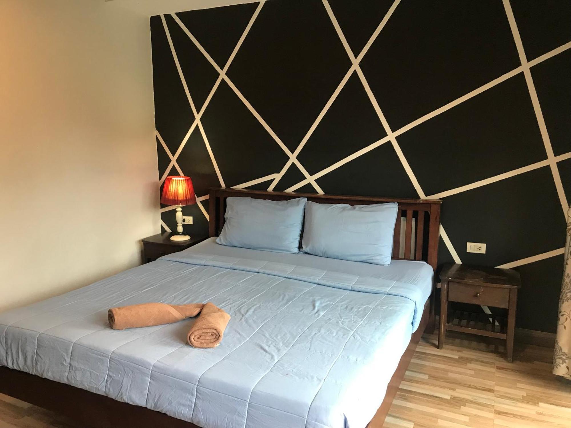 קו פי פי Pp Midnight Hotel מראה חיצוני תמונה